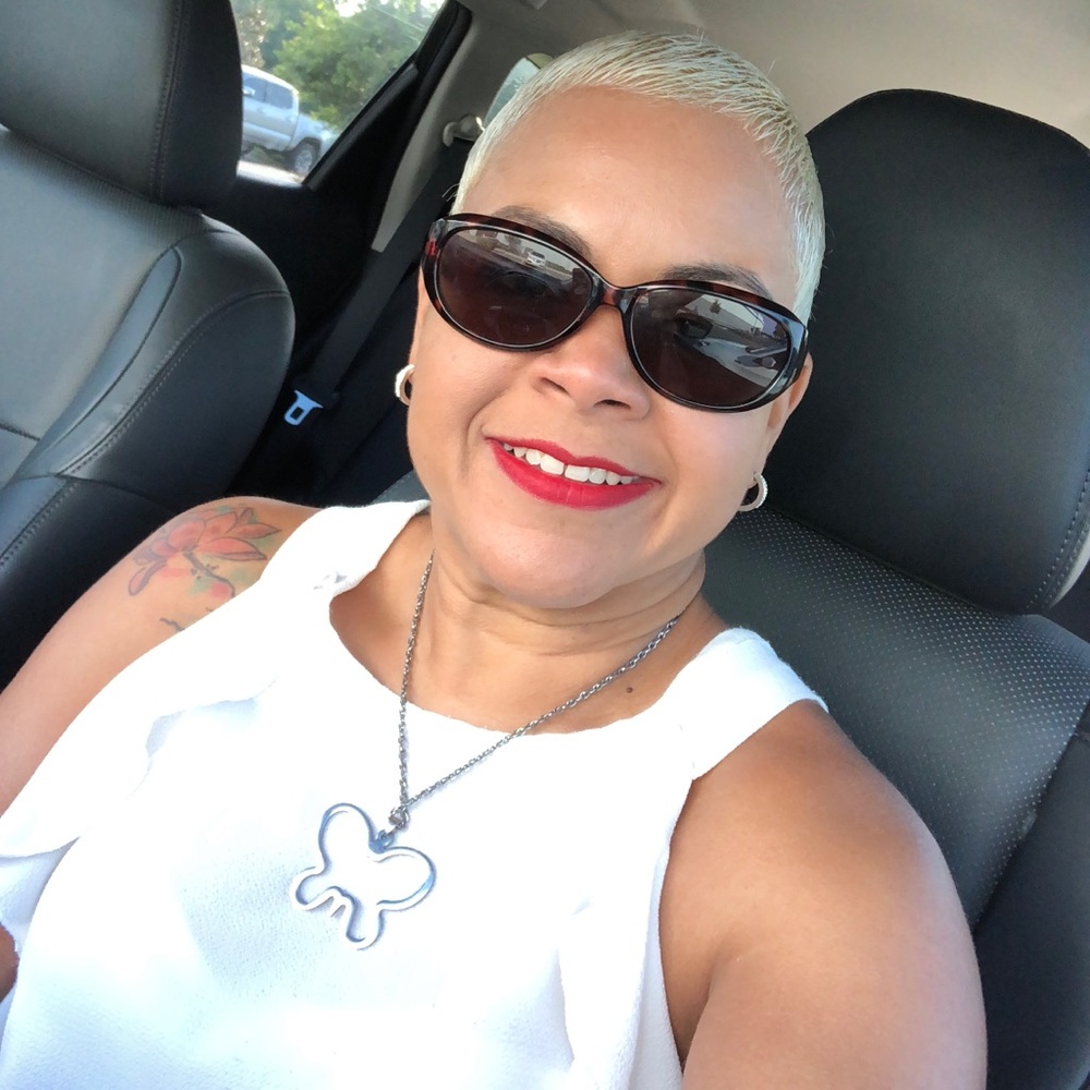 Meet your Posher, Yomary